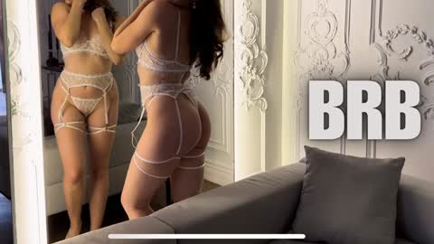 Julie online show from 12-12-24, 06:53