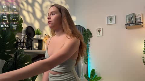 Julie online show from 12-17-24, 07:37