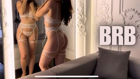 Julie online show from 03-01-25, 04:00