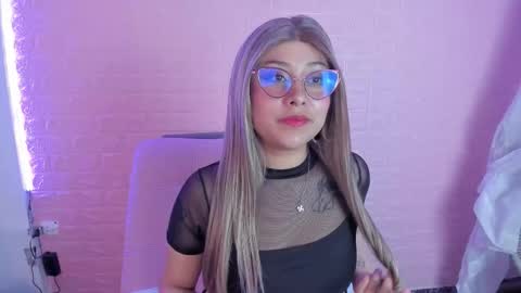 Julieta online show from 11-28-25, 11:24