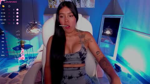 Julieta online show from 10-23-25, 08:40