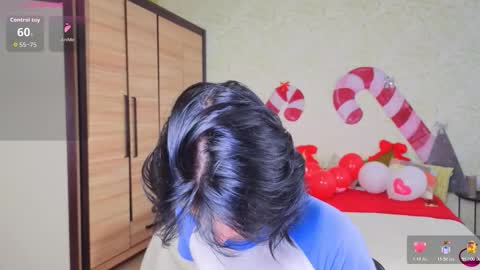 Snapshot of julissweet chatting on 12-22-25, 08:22 Asmodeus online show from 12-22-25, 08:22