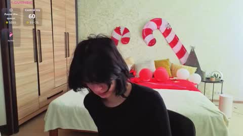 Snapshot of julissweet chatting on 01-19-26, 07:56 Asmodeus online show from 01-19-26, 07:56