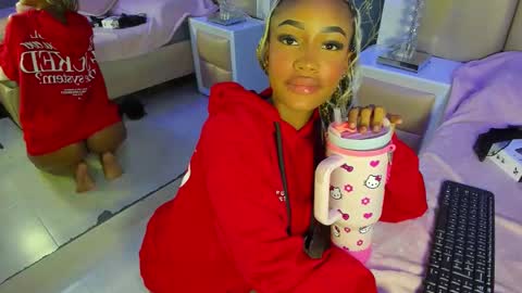 julitpink online show from 02-13-26, 11:50