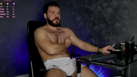 JULiUS   online show from 11-08-25, 08:07