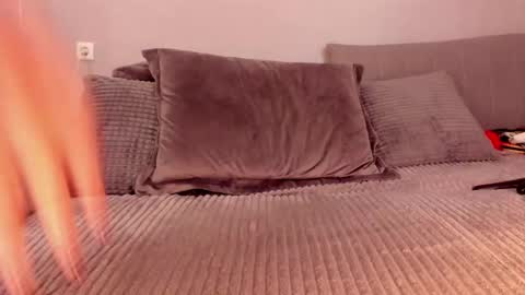 Snapshot of jullia_moor chatting on 09-13-25, 02:33 jullia_moor online show from 09-13-25, 02:33