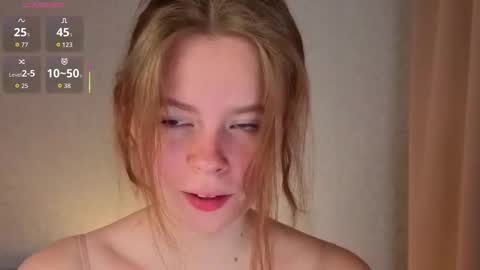 Snapshot of jullietebliss chatting on 09-15-25, 05:13 Julie online show from 09-15-25, 05:13