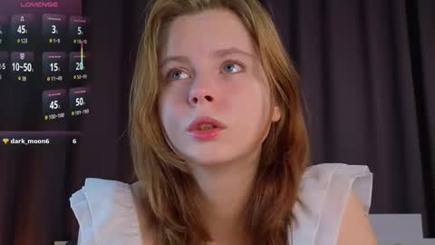 Snapshot of jullietebliss chatting on 11-07-25, 04:07 Julie online show from 11-07-25, 04:07