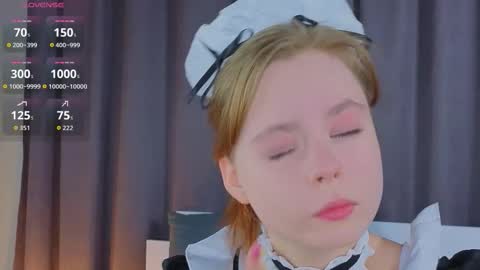 Snapshot of jullietebliss chatting on 11-19-25, 05:46 Julie online show from 11-19-25, 05:46