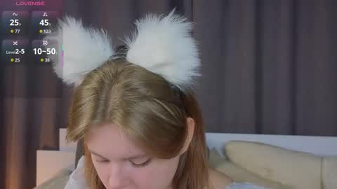 Snapshot of jullietebliss chatting on 11-29-25, 04:21 Julie online show from 11-29-25, 04:21