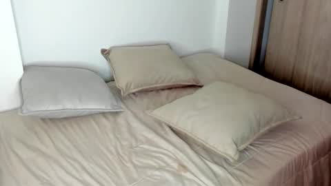 july_correa online show from 03-11-26, 10:38