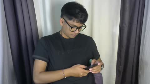 call me julz online show from 10-19-25, 09:04