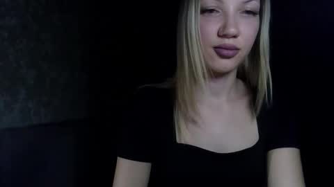 JumikaLoverx online show from 04-22-26, 05:25