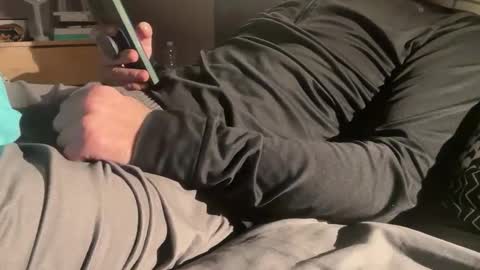 Gregor online show from 10-26-25, 04:24