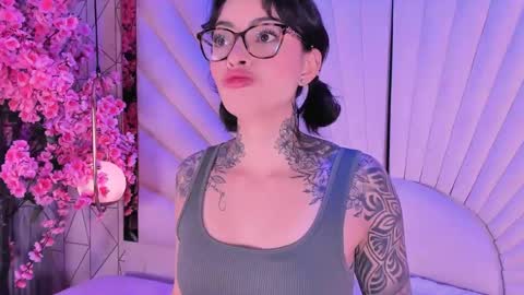 junecollins online show from 04-27-26, 12:58