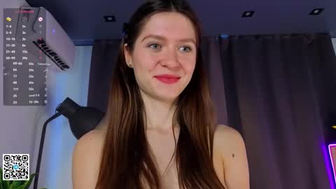 Bella online show from 09-15-25, 06:13