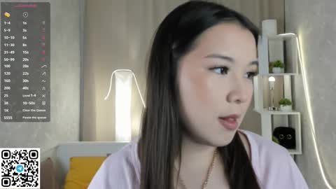 Bella online show from 11-13-25, 04:22