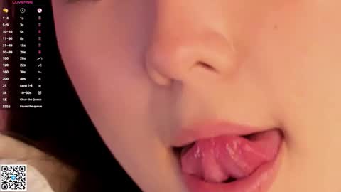 Bella online show from 11-19-25, 06:24