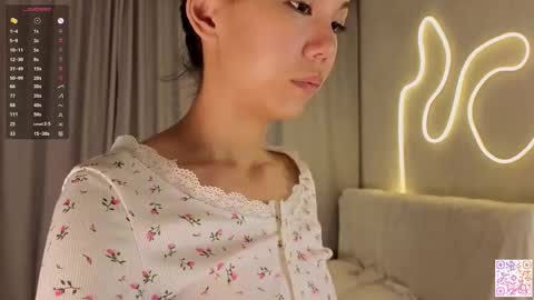 Bella online show from 11-20-25, 06:07