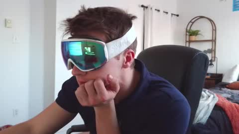 Junior Madison online show from 02-21-25, 10:04