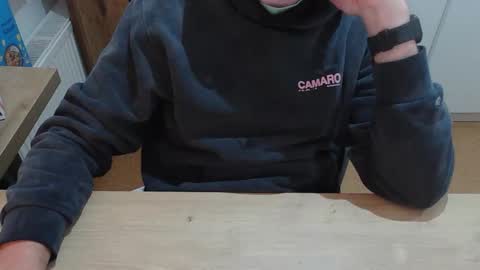 junk2711 online show from 10-19-25, 01:23