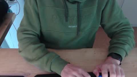 junk2711 online show from 03-08-26, 08:40