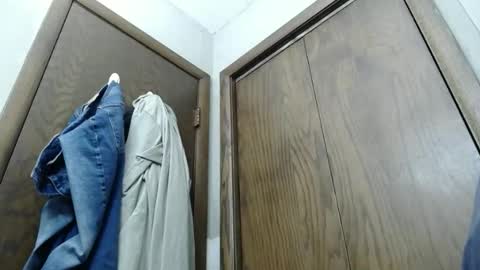 Dave online show from 11-19-25, 02:06