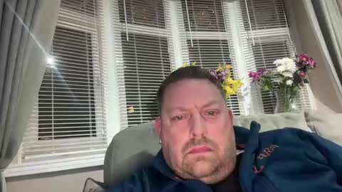 Snapshot of junky345 chatting on 02-11-25, 10:28 Junky online show from 02-11-25, 10:28