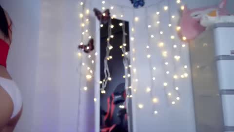 Snapshot of junovaughn chatting on 09-28-25, 02:06 junovaughn online show from 09-28-25, 02:06