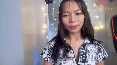 Snapshot of junovaughn chatting on 10-18-25, 12:57 junovaughn online show from 10-18-25, 12:57