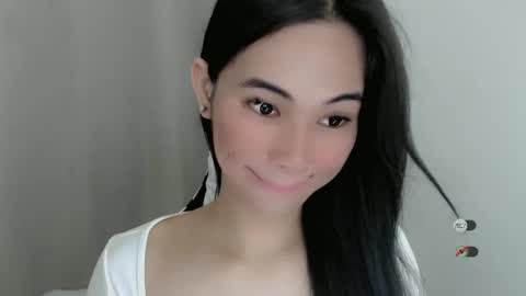 Snapshot of juny_lanyy chatting on 01-29-25, 05:45 Julia online show from 01-29-25, 05:45
