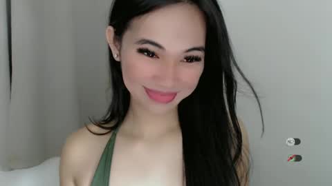 Snapshot of juny_lanyy chatting on 02-04-25, 10:54 Julia online show from 02-04-25, 10:54