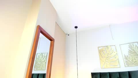 Jupiter Fox online show from 04-09-26, 06:19