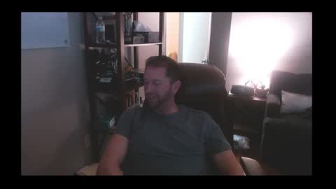 Snapshot of jusbeaz8722 chatting on 12-31-24, 03:53 JustnSide Unexxst online show from 12-31-24, 03:53