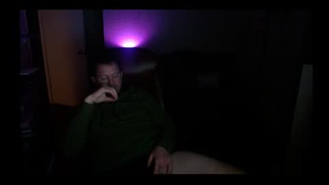 Snapshot of jusbeaz8722 chatting on 01-14-25, 09:24 JustnSide Unexxst online show from 01-14-25, 09:24