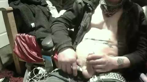 jusntym online show from 04-25-26, 05:10