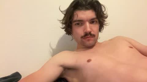 just_a_guy_with_a_big_cock online show from 01-05-26, 09:29