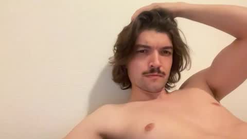 just_a_guy_with_a_big_cock online show from 05-06-26, 07:41