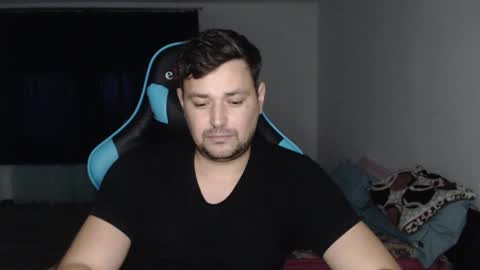 Alex online show from 12-04-24, 02:37