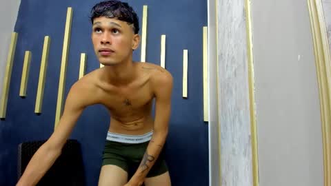 Snapshot of just_d4v7 chatting on 09-26-25, 07:29 JUST online show from 09-26-25, 07:29