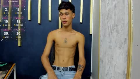 Snapshot of just_d4v7 chatting on 09-30-25, 07:19 JUST online show from 09-30-25, 07:19