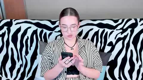 Nika and Mark online show from 01-08-25, 12:47