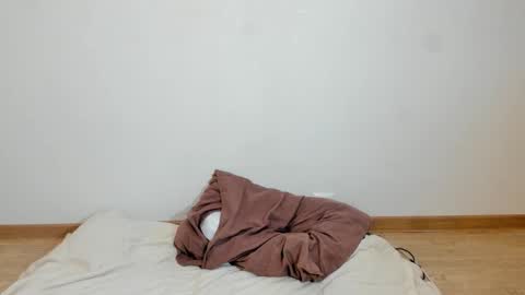 Jeni online show from 09-27-25, 02:33