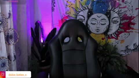 Snapshot of just_katiex chatting on 01-20-25, 01:18 Sofia online show from 01-20-25, 01:18