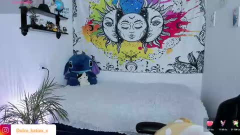 Sofia online show from 11-16-25, 10:32