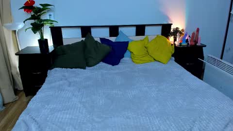 Snapshot of just_sayori chatting on 10-11-25, 03:21 just_sayori online show from 10-11-25, 03:21