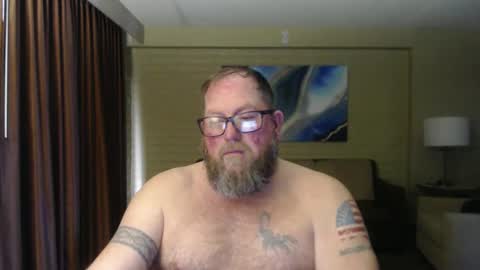 Snapshot of justaguyandnaked chatting on 12-13-24, 08:26 justaguyandnaked online show from 12-13-24, 08:26