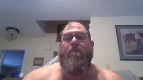 Snapshot of justaguyandnaked chatting on 02-20-25, 10:15 justaguyandnaked online show from 02-20-25, 10:15