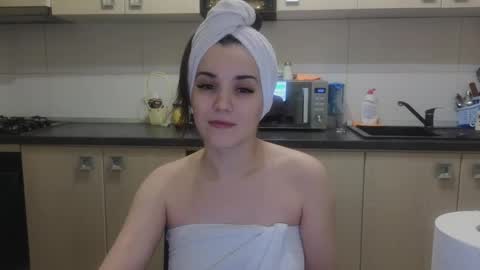 Snapshot of justanneagain chatting on 01-15-25, 01:12 JustAnne online show from 01-15-25, 01:12