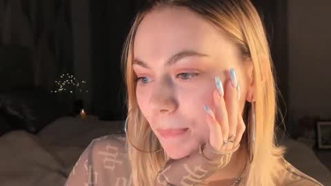 Snapshot of justbarbie chatting on 01-24-25, 09:37 Alexa online show from 01-24-25, 09:37